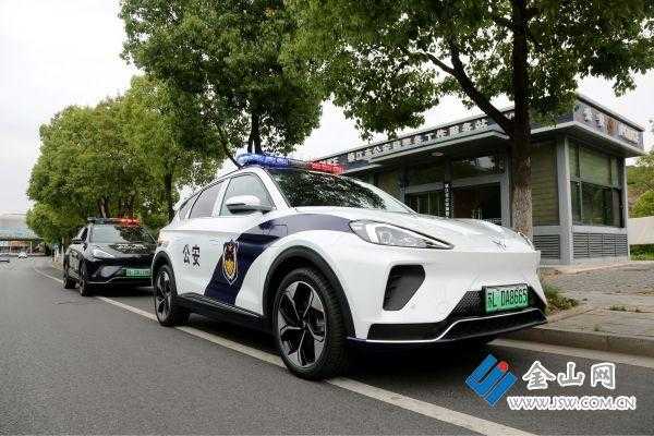 新能源警用电动汽车（新能源警车用什么车牌）