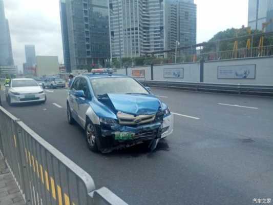 新能源汽车长沙撞车（新能源汽车 长沙）-图1