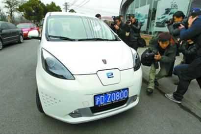 上海牌照新能源小汽车（上海牌照新能源小汽车能上路吗）-图2